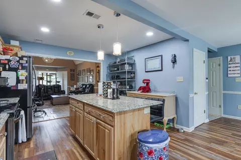 Kitchen - 4099 Soderlund Cv, Millington, TN 38053 photo 4 of 4