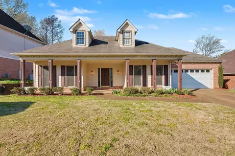 8726 Meadow Green Dr, Cordova, TN 38016