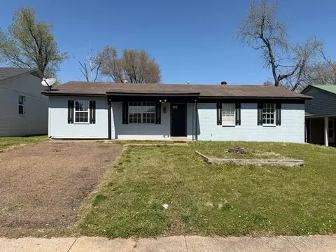 6362 Martinwood Dr, Millington, TN 38053