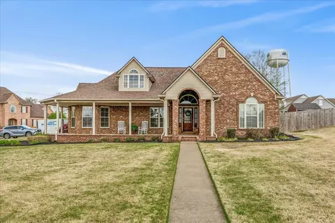 142 Clementine Dr, Atoka, TN 38004