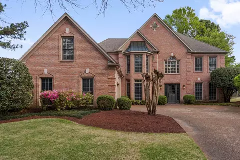 2168 Neshoba Nook Cir, Collierville, TN 38017
