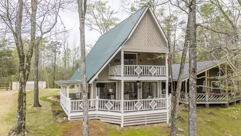 1085 Old Rd, Counce, TN 38326