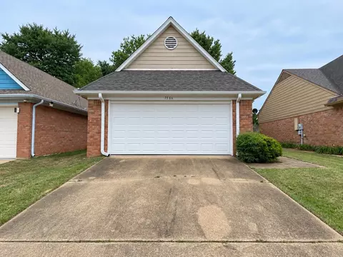7586 Iris Dr, Southaven, MS 38671