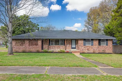 7223 Renda St, Millington, TN 38053