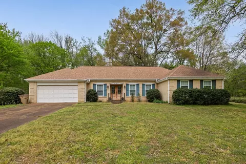 284 Singingwood Dr, Memphis, TN 38127