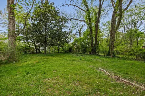 Exterior - 2550 Everett Ave, Memphis, TN 38112 photo 5 of 5