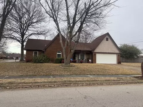 6678 Grouse Ln, Memphis, TN 38141