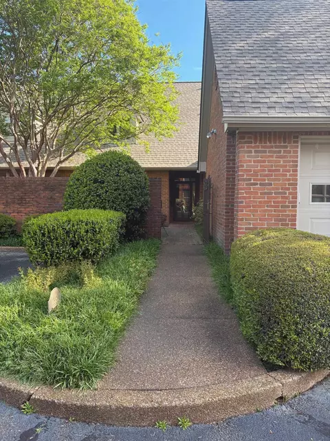 2998 Gardens Way, Memphis, TN 38111