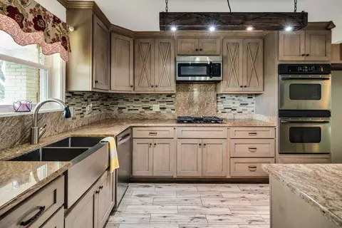 95 Hill Dr, Somerville, TN 38068