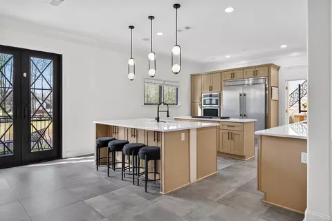 Kitchen - 9376 Forest Wind Cv, Collierville, TN 38017 photo 2 of 3