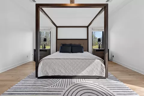 Bedroom - 9376 Forest Wind Cv, Collierville, TN 38017 photo 3 of 8