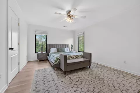 Bedroom - 9376 Forest Wind Cv, Collierville, TN 38017 photo 4 of 8