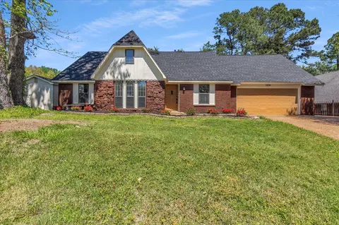 5934 S Pamela Ann Dr, Bartlett, TN 38135