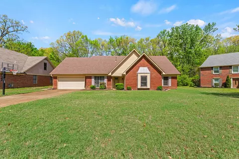 8926 Magnolia Leaf Cv, Cordova, TN 38018