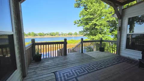 995 Narrows Ln, Counce, TN 38326