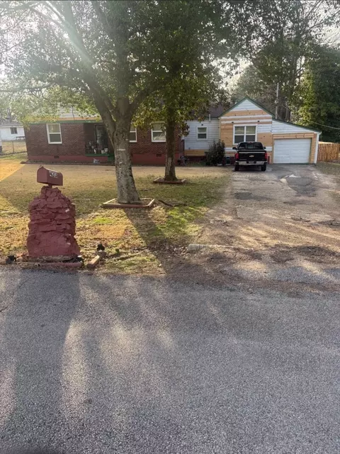 4213 E Stevens Cir, Memphis, TN 38116