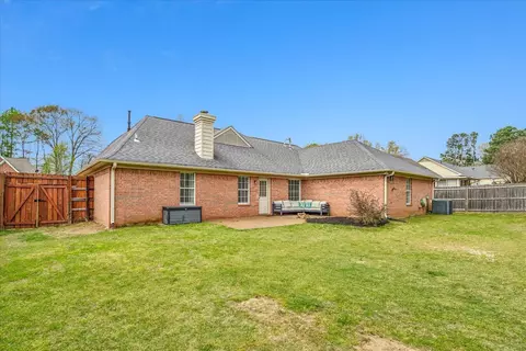 Exterior - 4706 Shadow Wick Ln, Arlington, TN 38002 photo 4 of 6