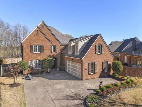 1620 Tartan Ln, Collierville, TN 38017