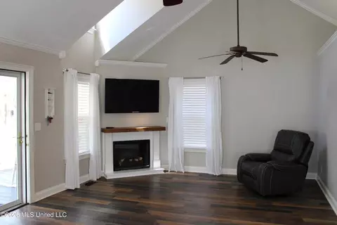 13 Brett Bluff Rd, Iuka, MS 38852 photo 4