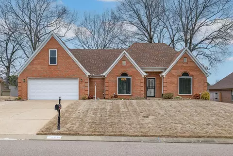 8918 Bell Forrest Dr, Olive Branch, MS 38654