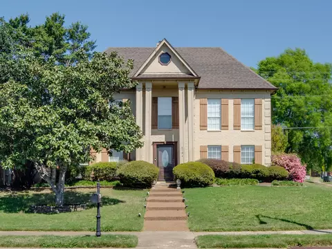 8794 Overcup Oaks Dr, Cordova, TN 38018