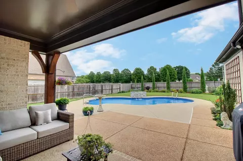 4484 Chestnut Hill Dr, Collierville, TN 38017