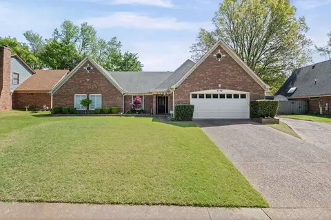 3772 Oak Forest Dr, Bartlett, TN 38135