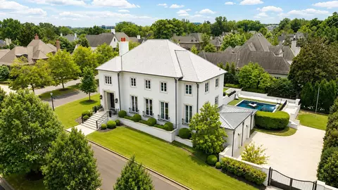 6211 Dovecote Ln, Memphis, TN 38120