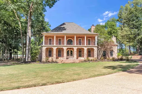815 Dent Rd, Eads, TN 38028
