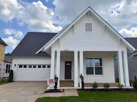 10287 Louanne Dr, Collierville, TN 38017