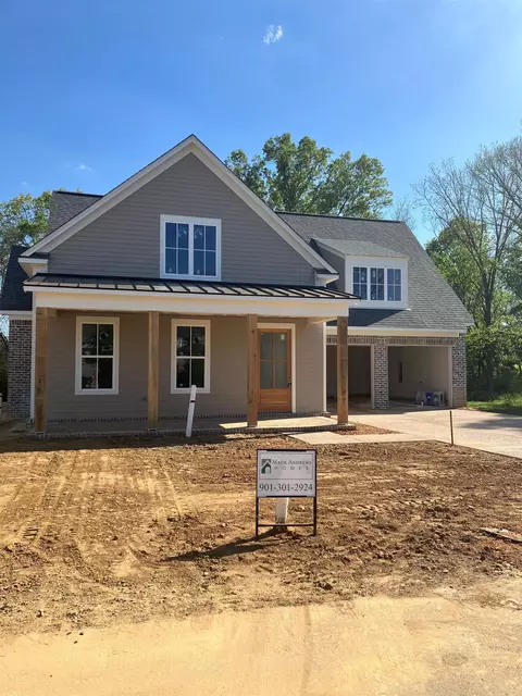 267 Mossberry Ln, Collierville, TN 38017