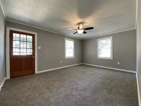 247 Modder Ave, Memphis, TN 38109 photo 2