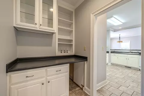 Entry Way - 9 Mountain View Dr, Iuka, MS 38852 photo 1 of 2