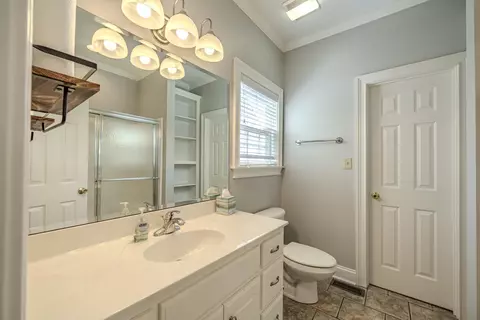 Bath - 9 Mountain View Dr, Iuka, MS 38852 photo 1 of 3