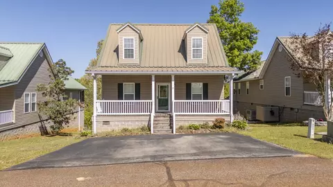 9 Mountain View Dr, Iuka, MS 38852