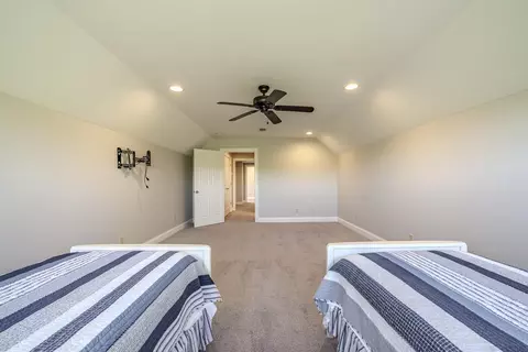 Bedroom - 9 Mountain View Dr, Iuka, MS 38852 photo 3 of 3