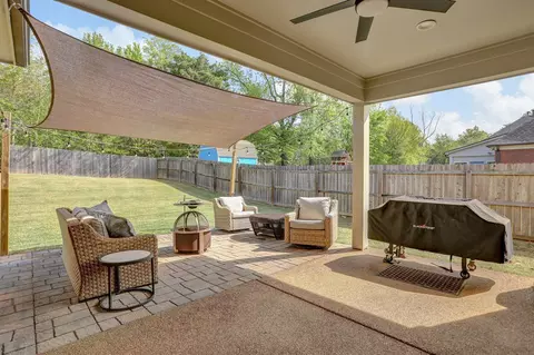 Exterior - 6902 Bishops Knoll Cv, Bartlett, TN 38135 photo 4 of 6