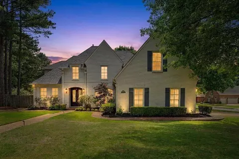 10731 Whisper Sage Dr, Collierville, TN 38017