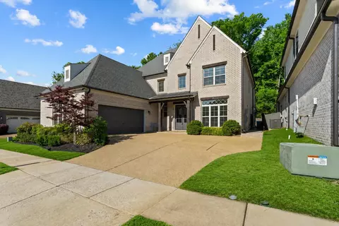 5571 Hayes Crest Cir, Arlington, TN 38002