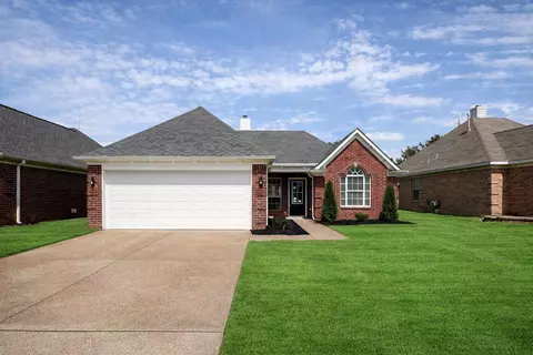 432 Bruins Trce, Cordova, TN 38018