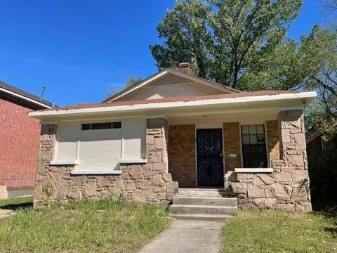 318 Simpson Ave, Memphis, TN 38106