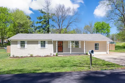 16 Shannon Ave, Munford, TN 38058