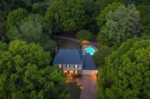1217 Saddle Ridge Dr, Germantown, TN 38138