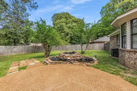 Exterior - 2763 Satellite St, Bartlett, TN 38134 photo 4 of 6