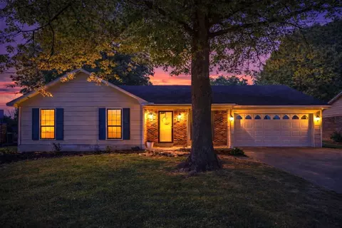 6390 Prairie View Dr, Bartlett, TN 38134