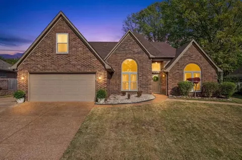 240 Lakewood Dr, Oakland, TN 38060