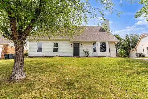 6623 Rocky Park Dr, Memphis, TN 38141