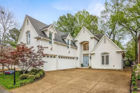 1073 Humphrey Oaks Cir, Memphis, TN 38120
