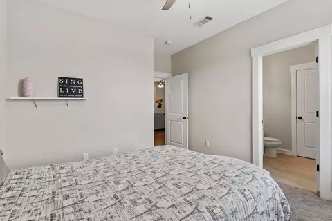 Bedroom - 6424 Sallows Cv, Bartlett, TN 38135 photo 4 of 8