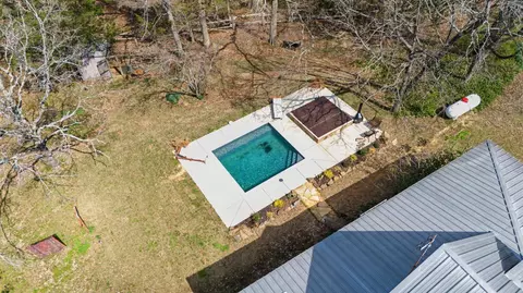 Exterior - 392 Sycamore Rd, Coldwater, MS 38618 photo 5 of 11
